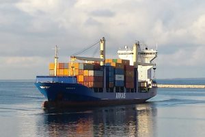 container in entrata